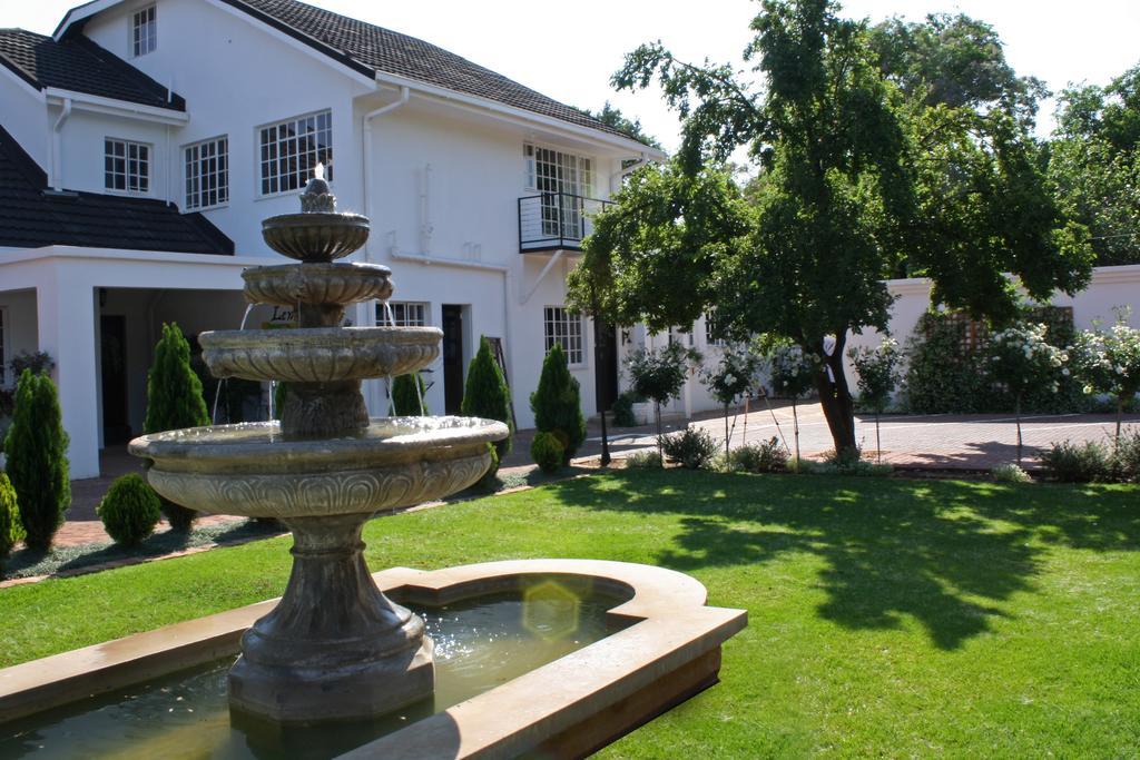Lemon & Lime Guesthouse Bloemfontein Exterior photo